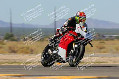 media/Sep-25-2023-Moto Forza (Mon) [[81ffa65e0a]]/B-C Group/Session 3 (Turns 16 and 17 Exit)/